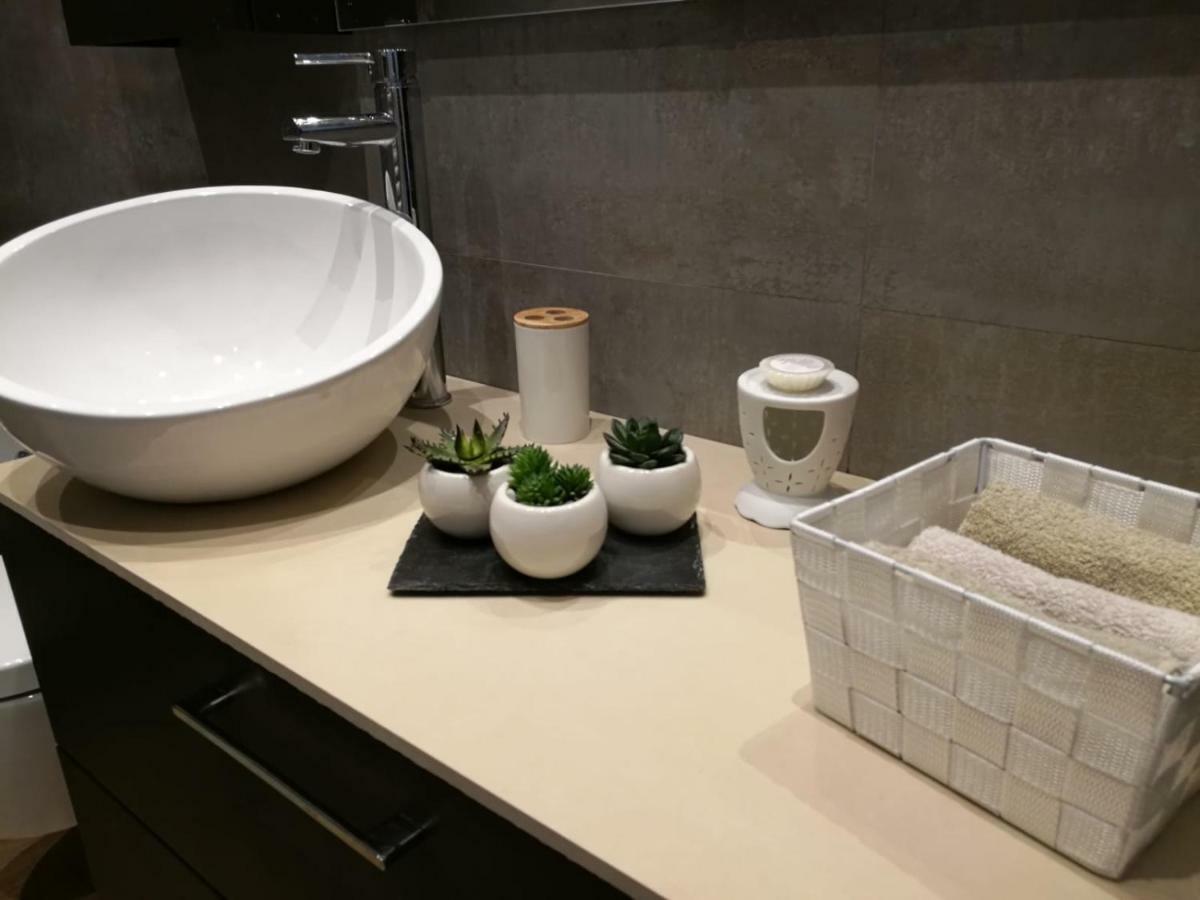 Mare 3 Apartment เวนติมิญา ภายนอก รูปภาพ